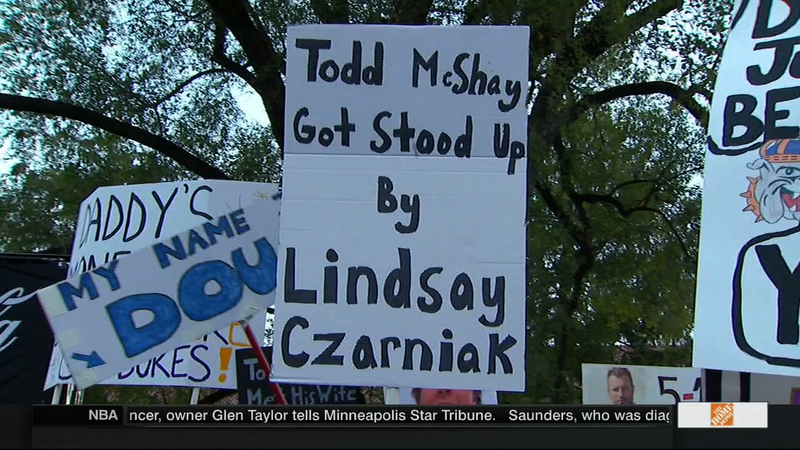 Illustration for article titled Lee Corso Does Butt Chugs: Today's James Madison College GameDay Sign Roundup
